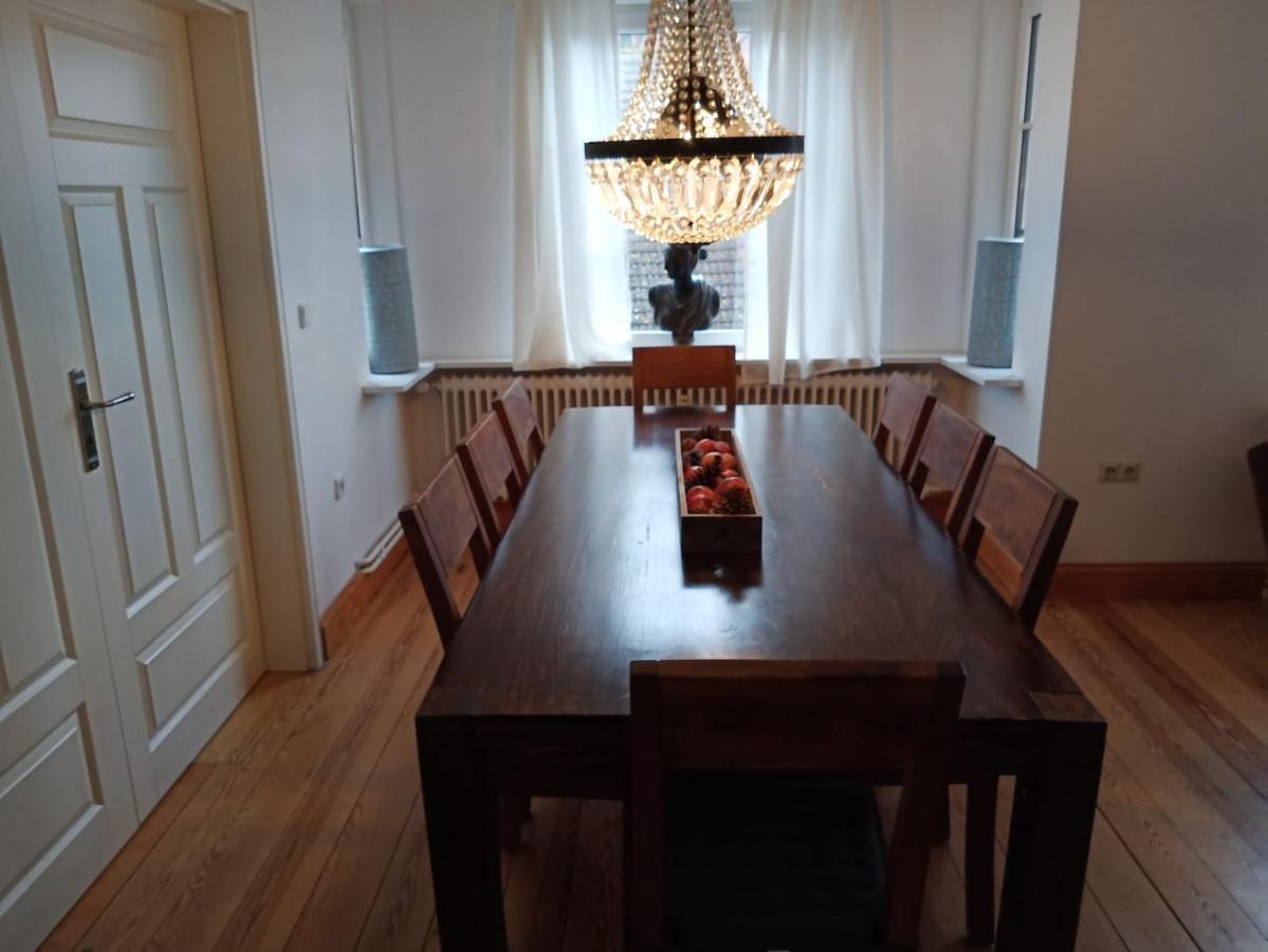 Bel Etage Im Historischen Amtshaus Villa Fehmarn